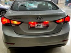 HYUNDAI ELANTRA GLS 2.0 2014/2015 JM AUTOMÓVEIS VENÂNCIO AIRES / Carros no Vale