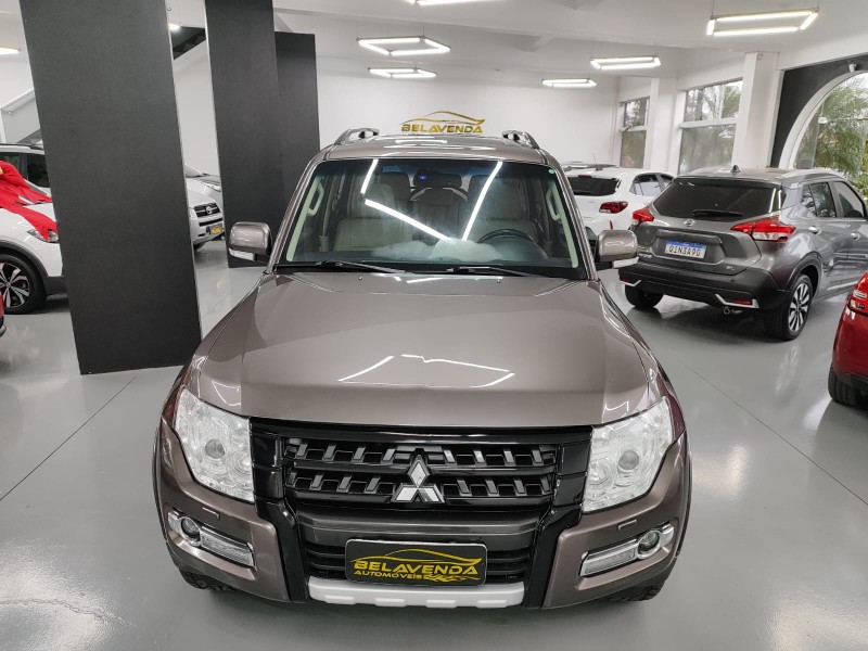 MITSUBISHI PAJERO FULL 3.2 HPE 4X4 16V /2016 BELAVENDA AUTOMÓVEIS ARROIO DO MEIO / Carros no Vale