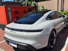 PORSCHE TAYCAN 4S ELÉTRICO 2021/2022 FÁBIO BERNARDES PORTO ALEGRE / Carros no Vale