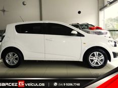 CHEVROLET SONIC 1.6 LT 16V 2013/2014 GARCEZ VEÍCULOS BENTO GONÇALVES / Carros no Vale