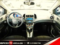 CHEVROLET SONIC 1.6 LT 16V 2013/2014 GARCEZ VEÍCULOS BENTO GONÇALVES / Carros no Vale