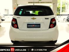 CHEVROLET SONIC 1.6 LT 16V 2013/2014 GARCEZ VEÍCULOS BENTO GONÇALVES / Carros no Vale