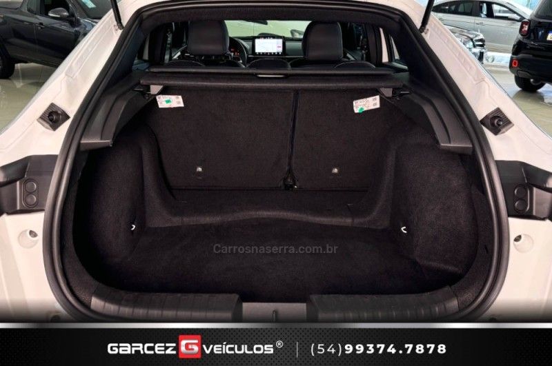 FIAT FASTBACK 1.0 IMPETUS 200 TURBO 2022/2023 GARCEZ VEÍCULOS BENTO GONÇALVES / Carros no Vale