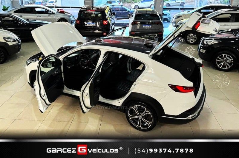 FIAT FASTBACK 1.0 IMPETUS 200 TURBO 2022/2023 GARCEZ VEÍCULOS BENTO GONÇALVES / Carros no Vale