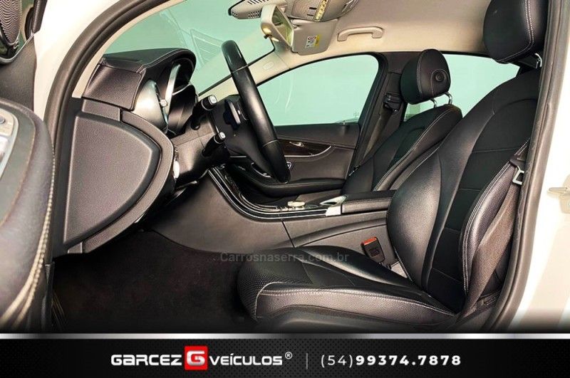 MERCEDES-BENZ C 180 1.6 CGI EXCLUSIVE 16V TURBO 2015/2016 GARCEZ VEÍCULOS BENTO GONÇALVES / Carros no Vale