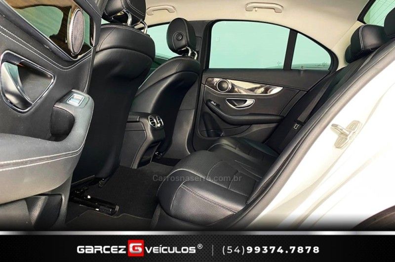 MERCEDES-BENZ C 180 1.6 CGI EXCLUSIVE 16V TURBO 2015/2016 GARCEZ VEÍCULOS BENTO GONÇALVES / Carros no Vale