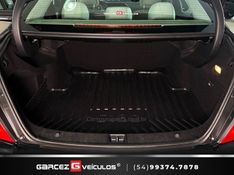 MERCEDES-BENZ C 180 1.6 CGI SPORT 16V TURBO 2013/2014 GARCEZ VEÍCULOS BENTO GONÇALVES / Carros no Vale