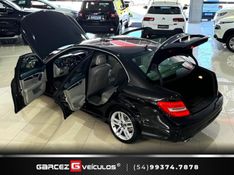 MERCEDES-BENZ C 180 1.6 CGI SPORT 16V TURBO 2013/2014 GARCEZ VEÍCULOS BENTO GONÇALVES / Carros no Vale