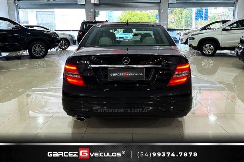 MERCEDES-BENZ C 180 1.6 CGI SPORT 16V TURBO 2013/2014 GARCEZ VEÍCULOS BENTO GONÇALVES / Carros no Vale