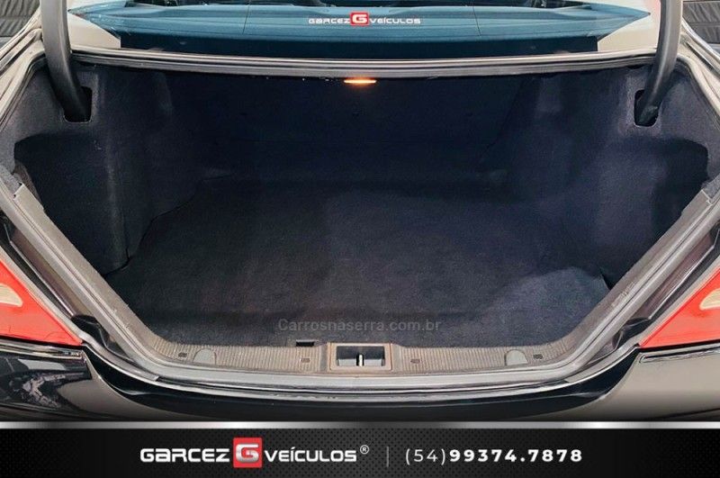 MERCEDES-BENZ C 230 K 1.8 KOMPRESSOR AVANTGARDE 16V 2004/2004 GARCEZ VEÍCULOS BENTO GONÇALVES / Carros no Vale