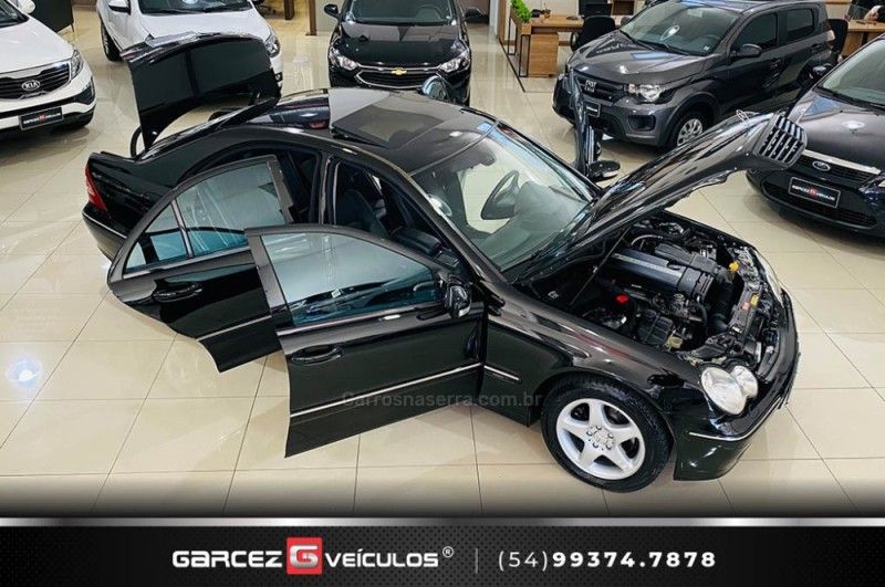 MERCEDES-BENZ C 230 K 1.8 KOMPRESSOR AVANTGARDE 16V 2004/2004 GARCEZ VEÍCULOS BENTO GONÇALVES / Carros no Vale