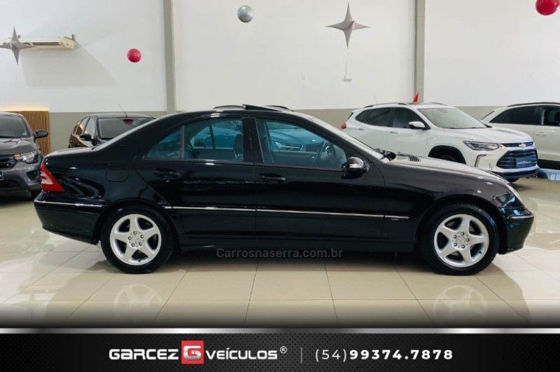 MERCEDES-BENZ C 230 K 1.8 KOMPRESSOR AVANTGARDE 16V 2004/2004 GARCEZ VEÍCULOS BENTO GONÇALVES / Carros no Vale