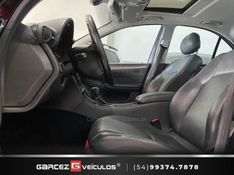 MERCEDES-BENZ C 230 K 1.8 KOMPRESSOR AVANTGARDE 16V 2004/2004 GARCEZ VEÍCULOS BENTO GONÇALVES / Carros no Vale