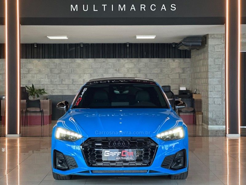 AUDI A5 2.0 TFSI SPORTBACK S LINE 2021/2021 GRIFFCAR MULTIMARCAS DOIS IRMÃOS / Carros no Vale