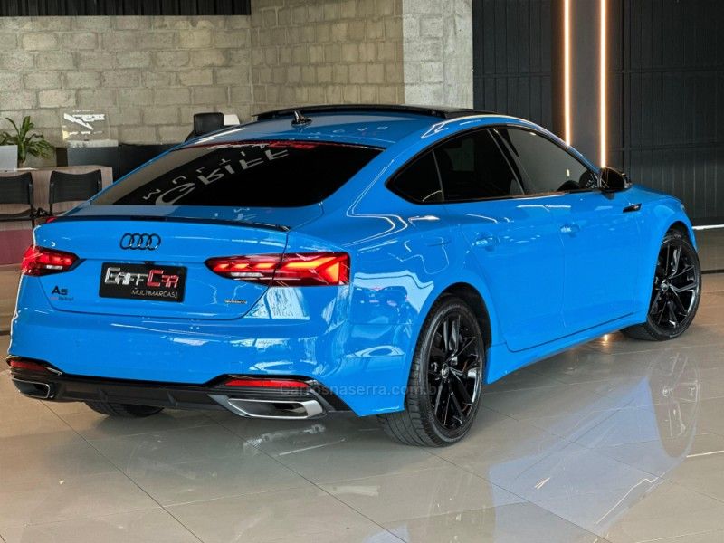 AUDI A5 2.0 TFSI SPORTBACK S LINE 2021/2021 GRIFFCAR MULTIMARCAS DOIS IRMÃOS / Carros no Vale