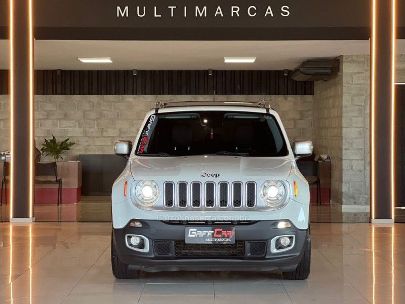 JEEP RENEGADE 1.8 16V LIMITED 2017/2018 GRIFFCAR MULTIMARCAS DOIS IRMÃOS / Carros no Vale