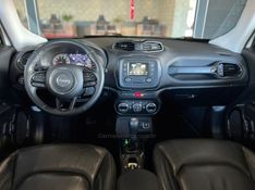 JEEP RENEGADE 1.8 16V LIMITED 2017/2018 GRIFFCAR MULTIMARCAS DOIS IRMÃOS / Carros no Vale