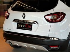 RENAULT CAPTUR 2.0 16V INTENSE 2018/2018 GRIFFCAR MULTIMARCAS DOIS IRMÃOS / Carros no Vale