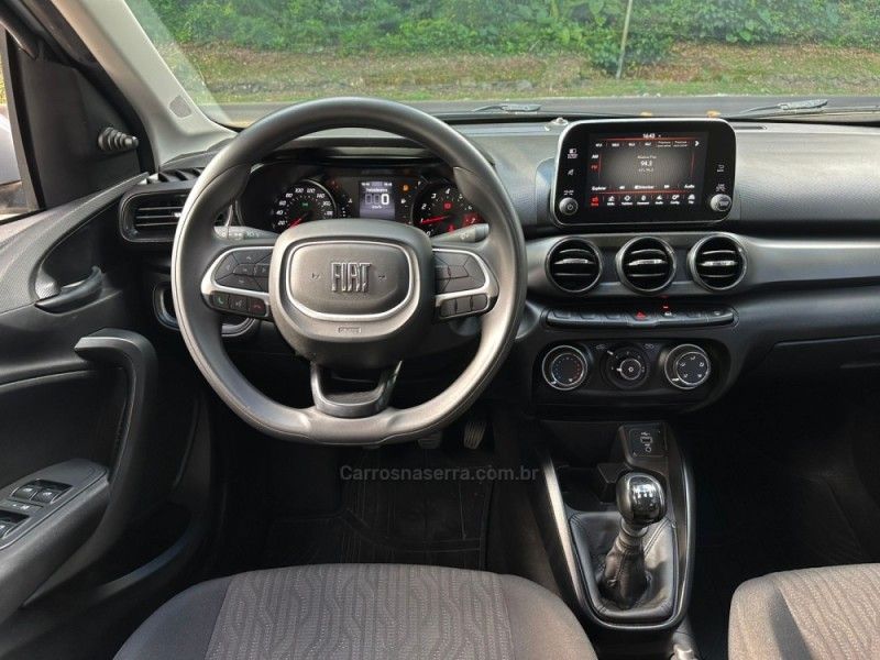 FIAT CRONOS 1.3 DRIVE 8V 2022/2023 KASPER VEÍCULOS DOIS IRMÃOS / Carros no Vale