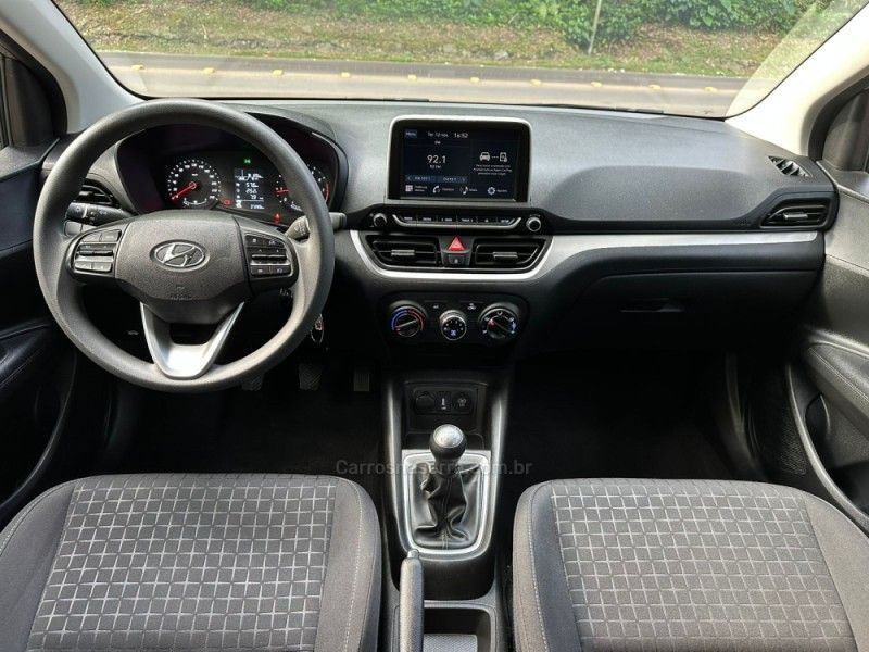 HYUNDAI HB20 1.0 COMFORT 12V 2022/2023 KASPER VEÍCULOS DOIS IRMÃOS / Carros no Vale