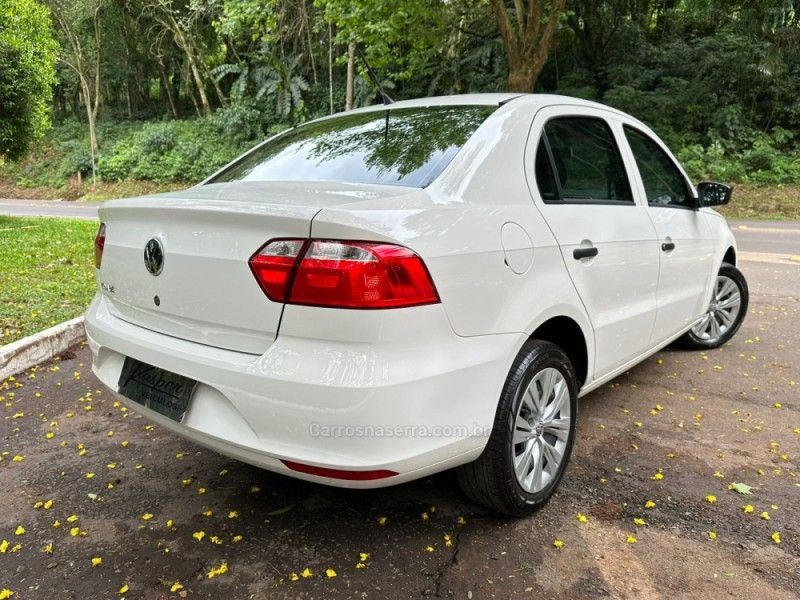 VOLKSWAGEN VOYAGE 1.0 12V MPI TOTALFLEX TRENDLINE 2022/2023 KASPER VEÍCULOS DOIS IRMÃOS / Carros no Vale