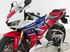 Honda Motos CBR 600RR ABS 2014/2014 FOCAR VEÍCULOS CAXIAS DO SUL / Carros no Vale