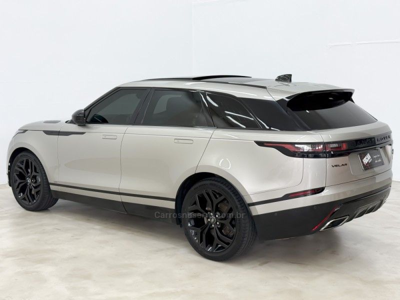 LAND ROVER RANGE ROVER VELAR 2.0 P300 R-DYNAMIC SE 2019/2019 FOCAR VEÍCULOS CAXIAS DO SUL / Carros no Vale