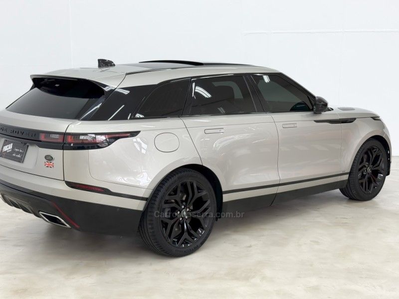 LAND ROVER RANGE ROVER VELAR 2.0 P300 R-DYNAMIC SE 2019/2019 FOCAR VEÍCULOS CAXIAS DO SUL / Carros no Vale