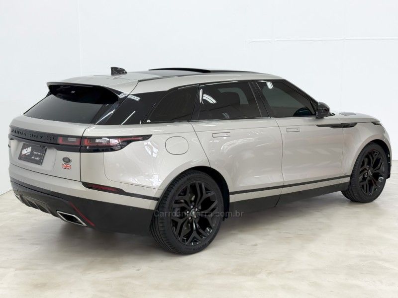 LAND ROVER RANGE ROVER VELAR 2.0 P300 R-DYNAMIC SE 2019/2019 FOCAR VEÍCULOS CAXIAS DO SUL / Carros no Vale