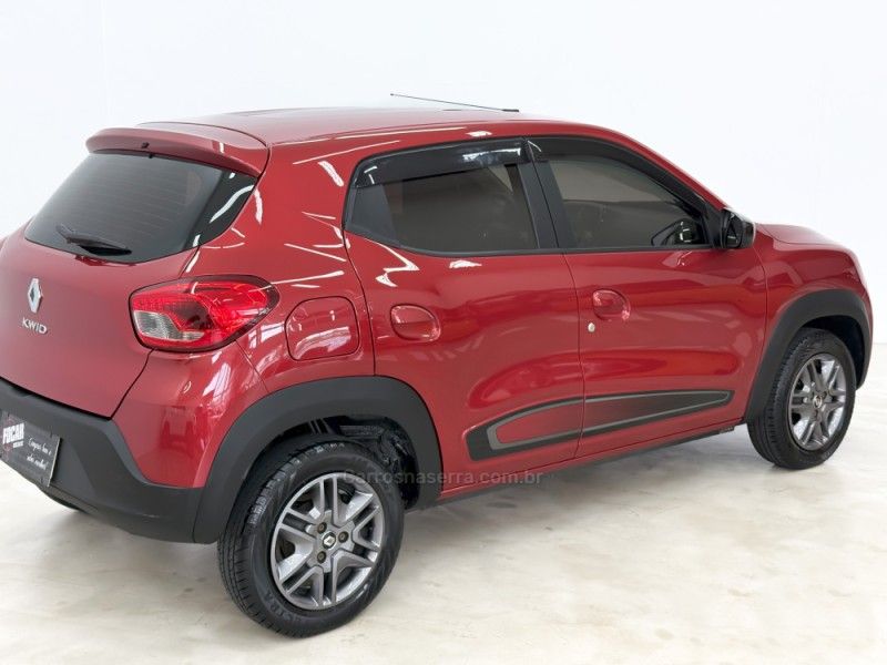 RENAULT KWID 1.0 12V SCE INTENSE 2018/2019 FOCAR VEÍCULOS CAXIAS DO SUL / Carros no Vale