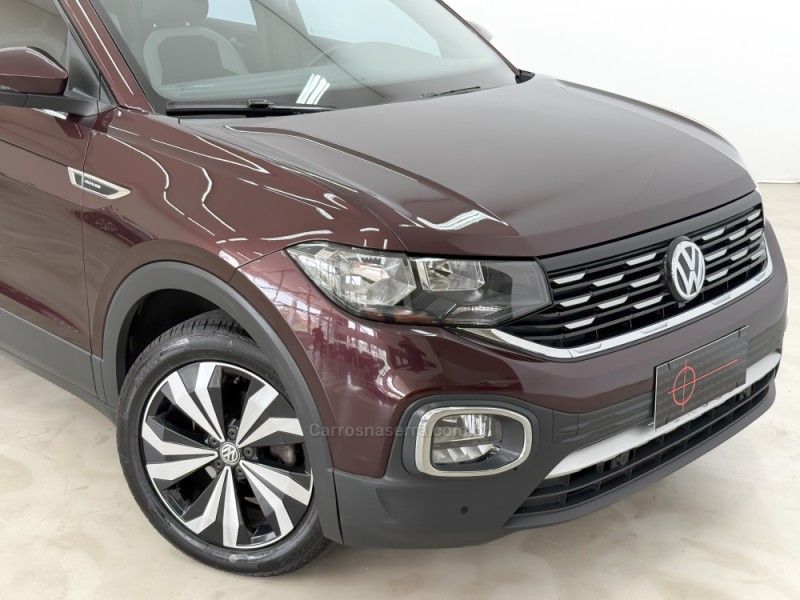 VOLKSWAGEN T-CROSS 1.4 HIGHLINE TSI 16V 2020/2021 FOCAR VEÍCULOS CAXIAS DO SUL / Carros no Vale