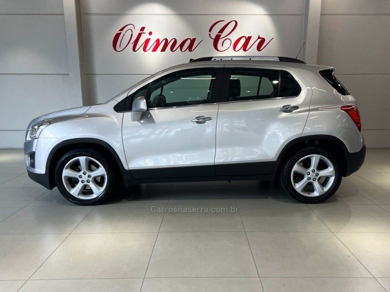 CHEVROLET TRACKER 1.8 MPFI LTZ 4X2 16V 2014/2015 ÓTIMA CAR FLORES DA CUNHA / Carros no Vale