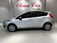 FORD FIESTA 1.6 SE HATCH 16V 2016/2016 ÓTIMA CAR FLORES DA CUNHA / Carros no Vale