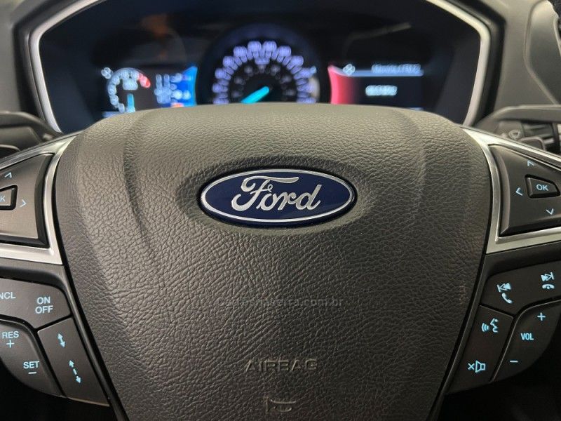 FORD FUSION 2.0 TITANIUM GTDI ECOBOOST AWD 2018/2018 ÓTIMA CAR FLORES DA CUNHA / Carros no Vale