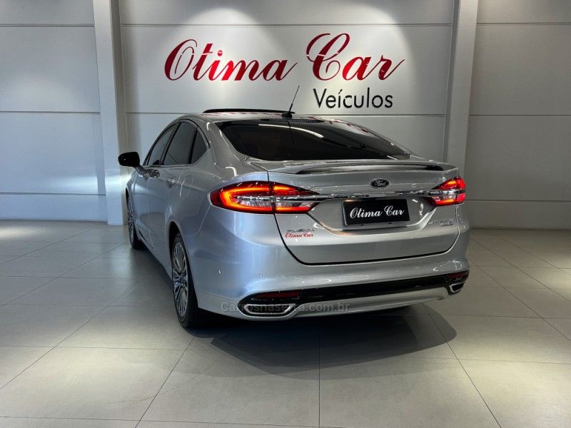 FORD FUSION 2.0 TITANIUM GTDI ECOBOOST AWD 2018/2018 ÓTIMA CAR FLORES DA CUNHA / Carros no Vale