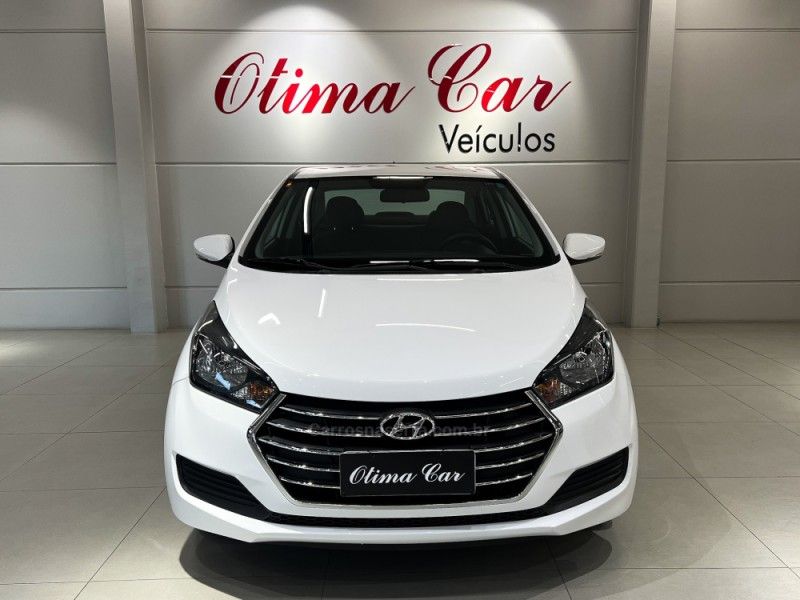 HYUNDAI HB20S 1.6 COMFORT PLUS 16V 2017/2017 ÓTIMA CAR FLORES DA CUNHA / Carros no Vale