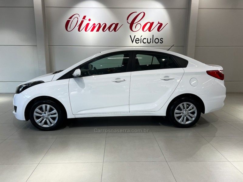 HYUNDAI HB20S 1.6 COMFORT PLUS 16V 2017/2017 ÓTIMA CAR FLORES DA CUNHA / Carros no Vale