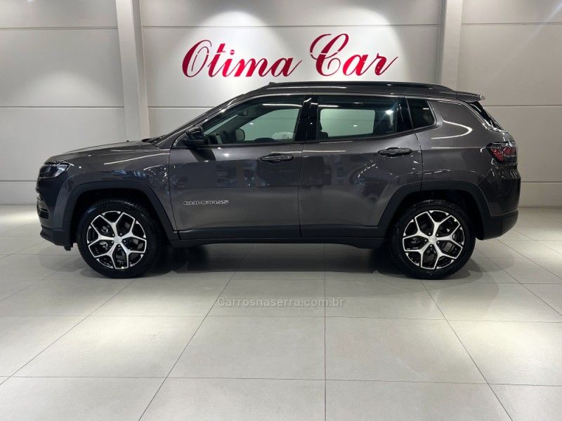 JEEP COMPASS 1.3 LONGITUDE T270 16V TURBO 2024/2025 ÓTIMA CAR FLORES DA CUNHA / Carros no Vale