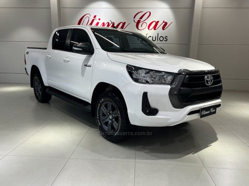 TOYOTA HILUX 2.8 SR 4X4 CD 16V 2022/2022 ÓTIMA CAR FLORES DA CUNHA / Carros no Vale