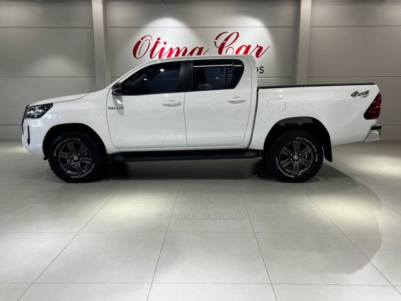 TOYOTA HILUX 2.8 SR 4X4 CD 16V 2022/2022 ÓTIMA CAR FLORES DA CUNHA / Carros no Vale