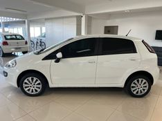 FIAT PUNTO 1.4 ATTRACTIVE 8V 2014/2015 CIMIRRO AUTOMÓVEIS TAQUARA / Carros no Vale