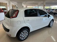 FIAT PUNTO 1.4 ATTRACTIVE 8V 2014/2015 CIMIRRO AUTOMÓVEIS TAQUARA / Carros no Vale