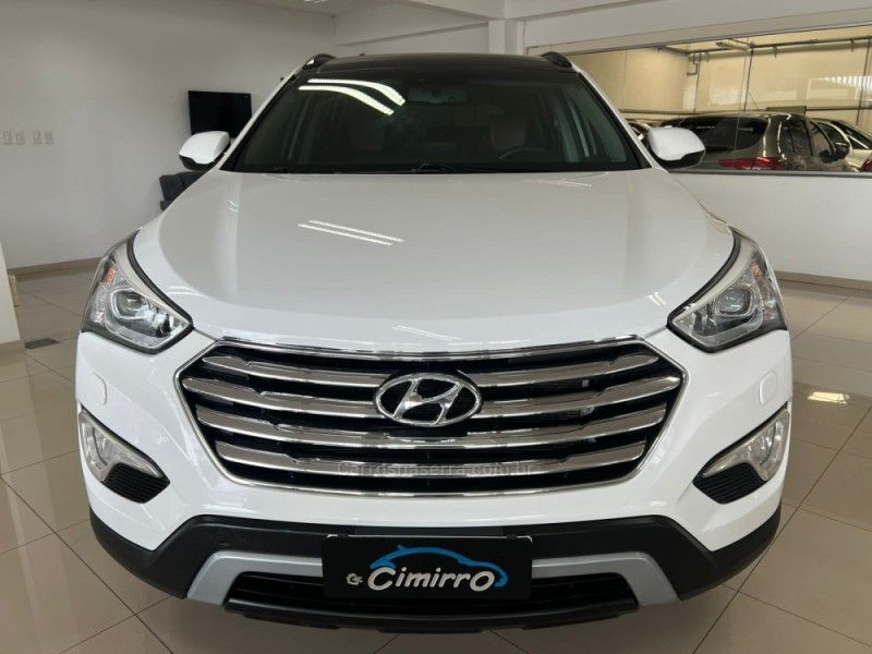 HYUNDAI GRAND SANTA FÉ 3.3 MPFI V6 4WD 2015/2015 CIMIRRO AUTOMÓVEIS TAQUARA / Carros no Vale