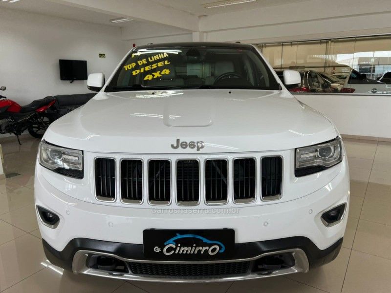 JEEP GRAND CHEROKEE 3.0 LIMITED 4X4 V6 24V TURBO 2014/2014 CIMIRRO AUTOMÓVEIS TAQUARA / Carros no Vale