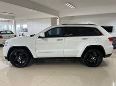 JEEP GRAND CHEROKEE 3.0 LIMITED 4X4 V6 24V TURBO 2014/2014 CIMIRRO AUTOMÓVEIS TAQUARA / Carros no Vale