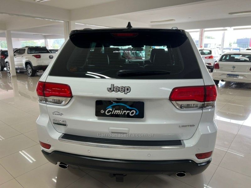 JEEP GRAND CHEROKEE 3.0 LIMITED 4X4 V6 24V TURBO 2014/2014 CIMIRRO AUTOMÓVEIS TAQUARA / Carros no Vale