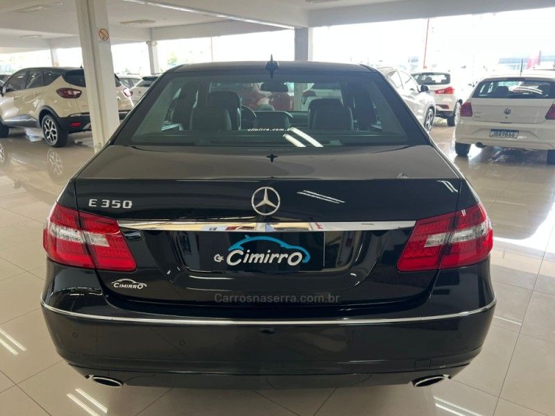 MERCEDES-BENZ E 350 3.5 AVANTGARDE EXECUTIVE V6 2011/2011 CIMIRRO AUTOMÓVEIS TAQUARA / Carros no Vale