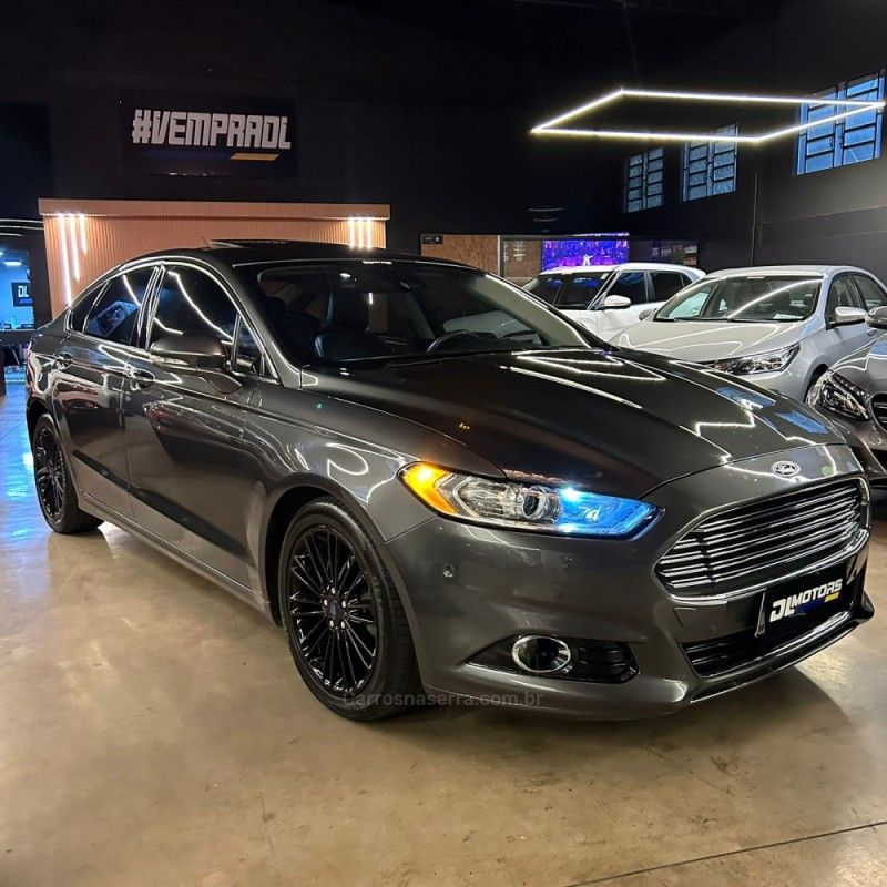 FORD FUSION 2.0 TITANIUM AWD 16V 2015/2015 DL MOTORS LAJEADO / Carros no Vale