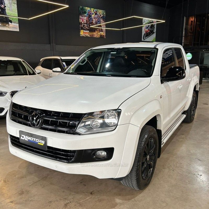 VOLKSWAGEN AMAROK 2.0 HIGHLINE ULTIMATE 4X4 CD 16V TURBO INTERCOOLER 2013/2013 DL MOTORS LAJEADO / Carros no Vale