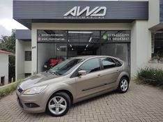 FORD FOCUS 2.0 FC 16V 2009/2009 AWD MULTIMARCAS LAJEADO / Carros no Vale